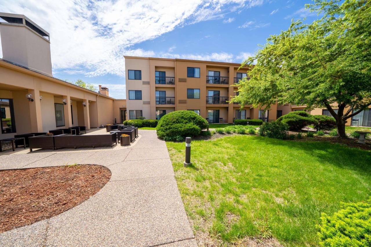 Iowa Inn Bettendorf Quad Cities Extérieur photo
