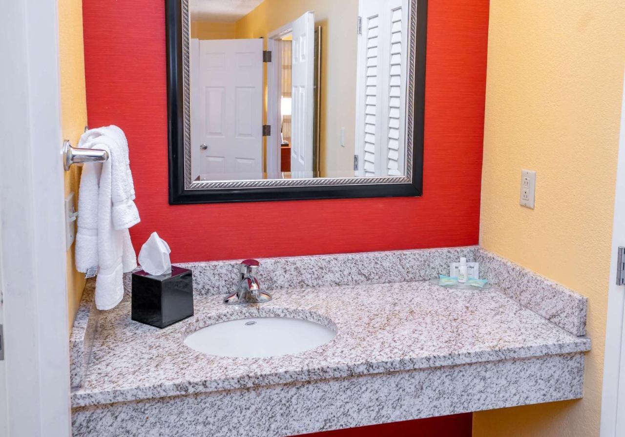 Iowa Inn Bettendorf Quad Cities Extérieur photo